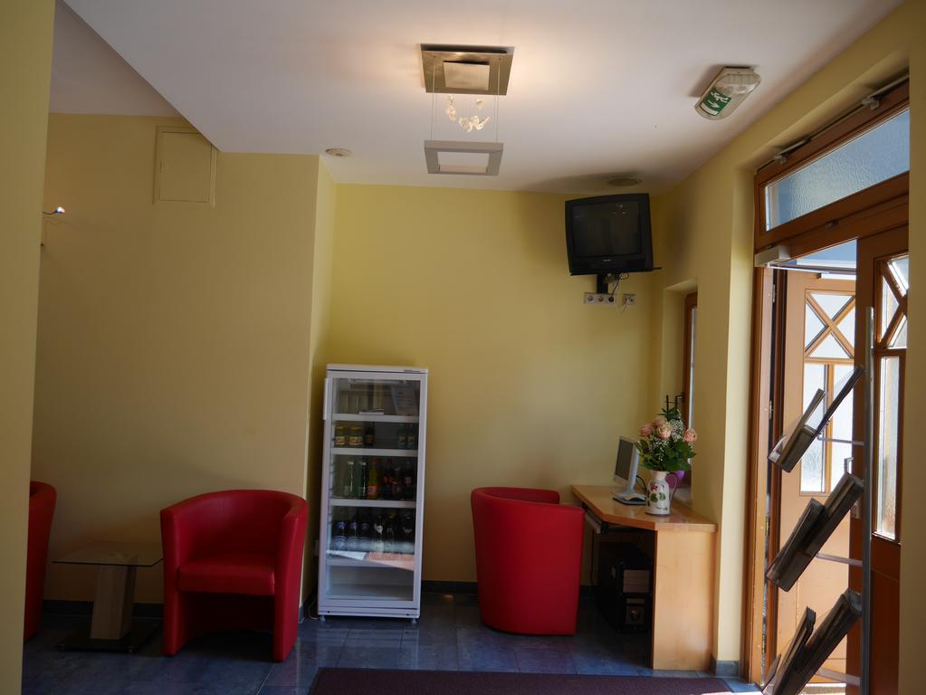 Hotel Garni Hoechschmied Lassnitzhoehe Екстериор снимка
