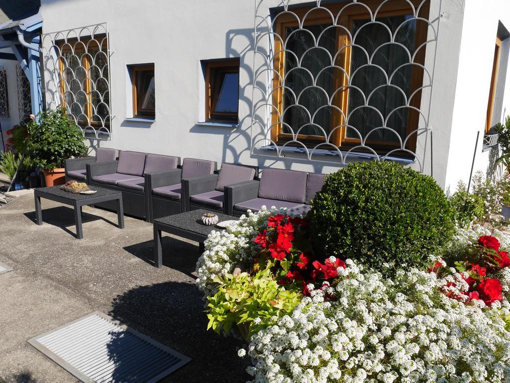 Hotel Garni Hoechschmied Lassnitzhoehe Екстериор снимка