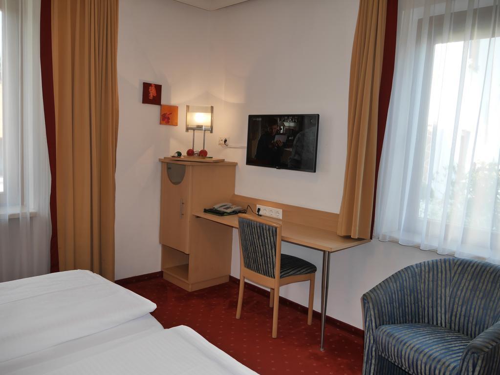 Hotel Garni Hoechschmied Lassnitzhoehe Екстериор снимка