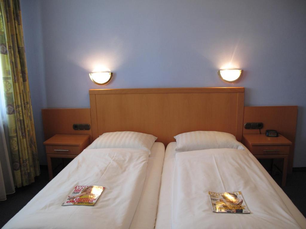 Hotel Garni Hoechschmied Lassnitzhoehe Екстериор снимка