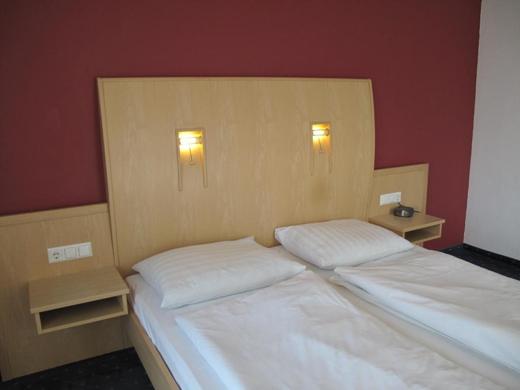Hotel Garni Hoechschmied Lassnitzhoehe Екстериор снимка